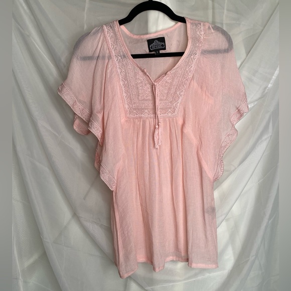 Angie Lightweight Gauze Embroidered Flutter Sleeve Blouse Baby Pink Small - Picture 1 of 6
